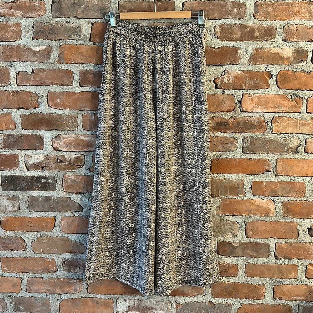 Angie | Flowy Wide Leg Pant